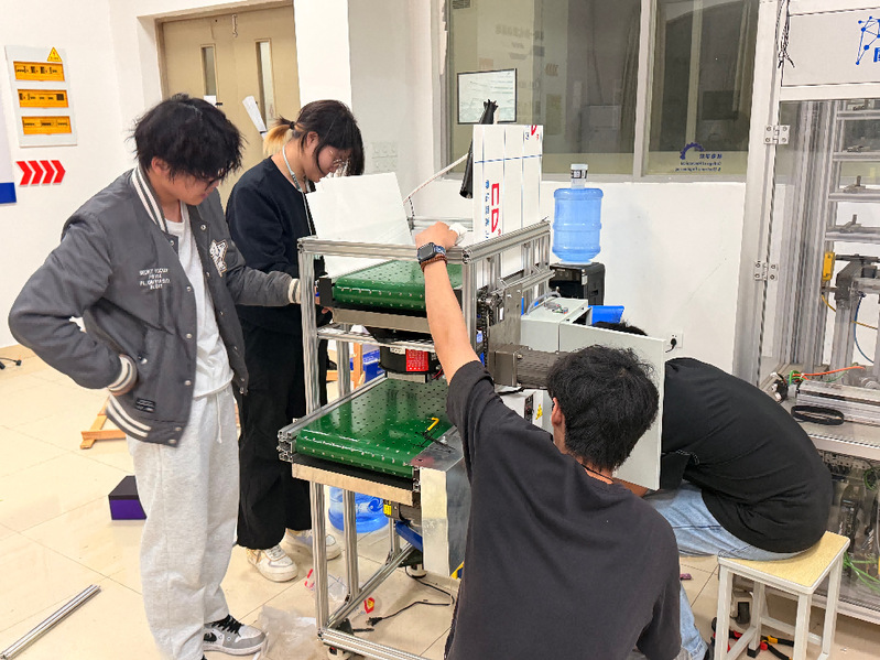 3项省赛奖项，机电学子在智能装...